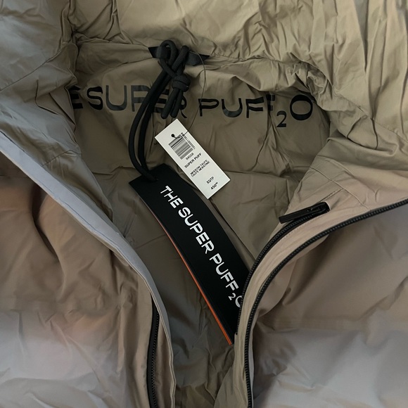 NWT modern taupe long Superpuff - Picture 8 of 8